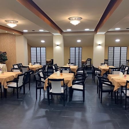 Hotel Central Нагиканиша Екстериор снимка
