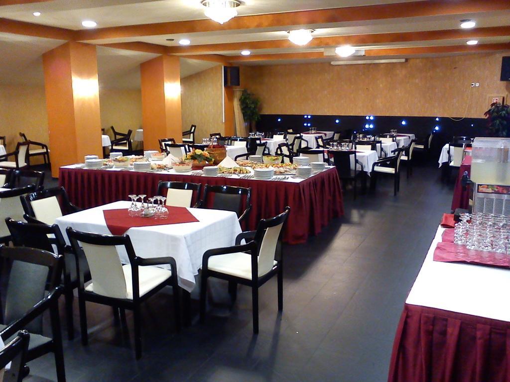 Hotel Central Нагиканиша Екстериор снимка