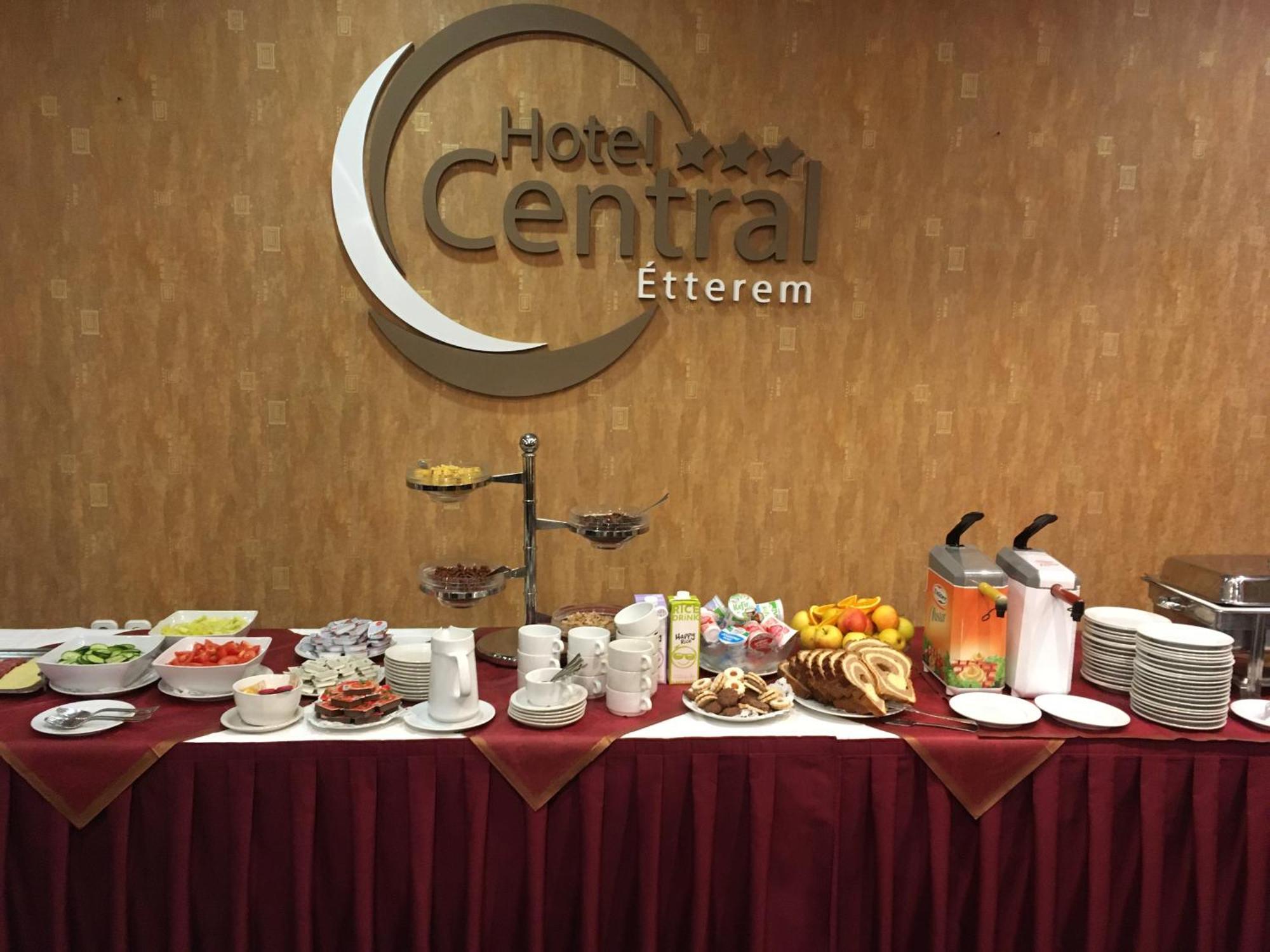 Hotel Central Нагиканиша Екстериор снимка