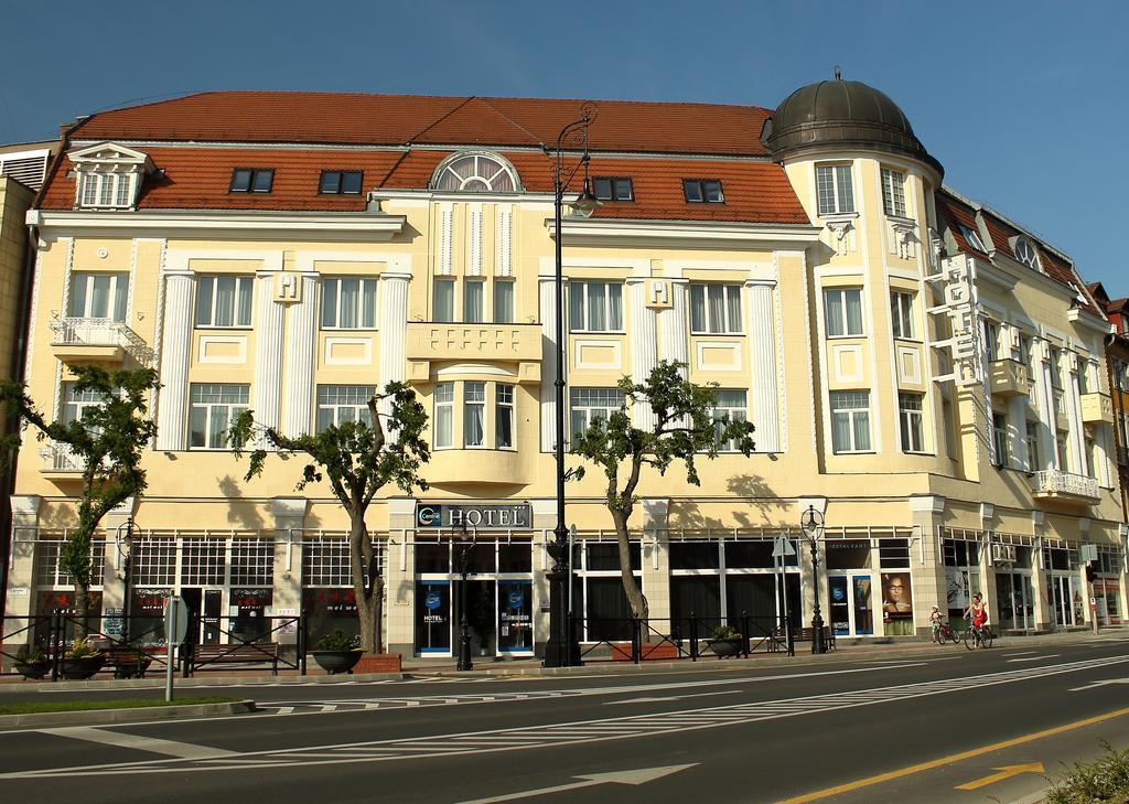 Hotel Central Нагиканиша Екстериор снимка