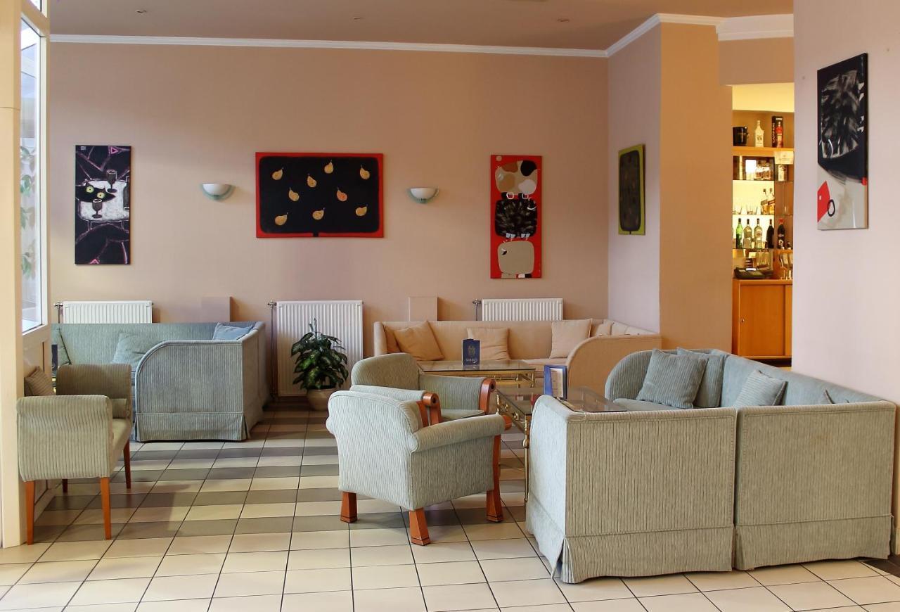 Hotel Central Нагиканиша Екстериор снимка
